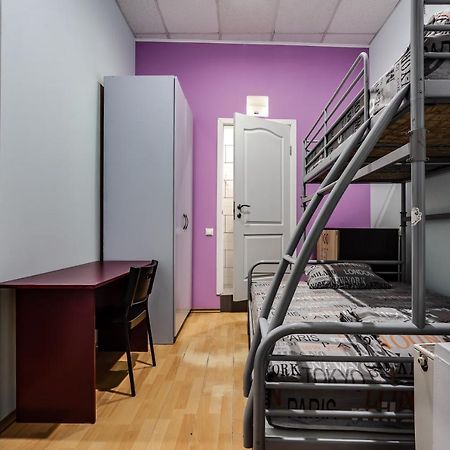 Mister Hostel Lviv Ngoại thất bức ảnh