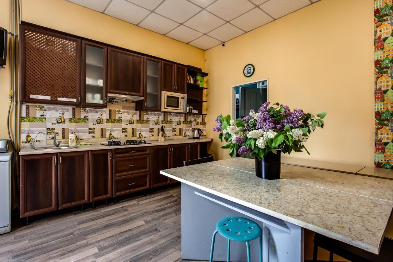 Mister Hostel Lviv Ngoại thất bức ảnh