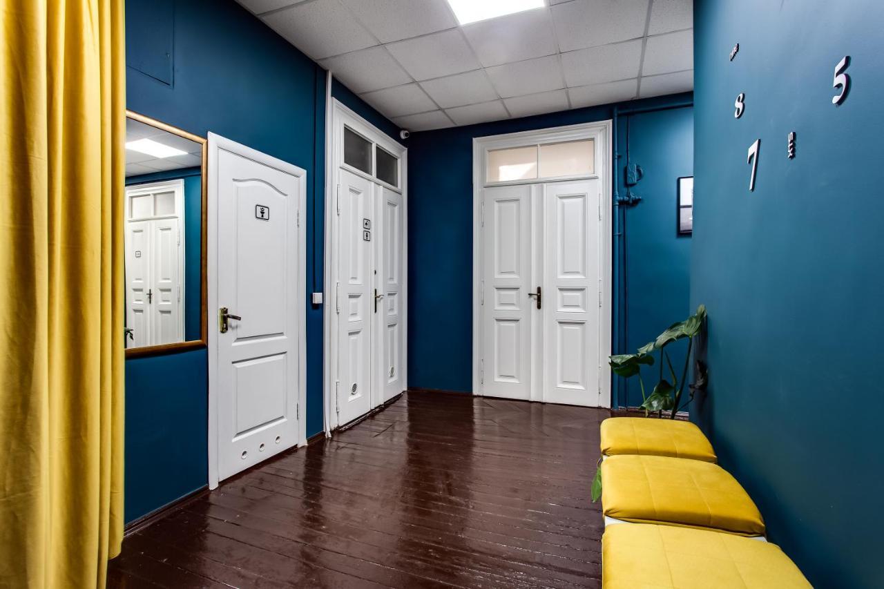 Mister Hostel Lviv Ngoại thất bức ảnh